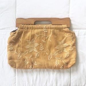 70s Woven Floral Wood Handle Clutch Vintage